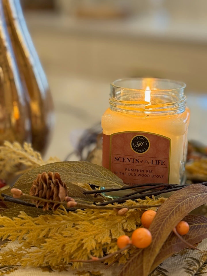 Scents Of Her Life - Pumpkin Pie In The Old Wood Stove Candle